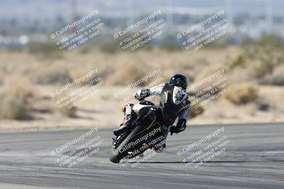 media/Dec-07-2025-CVMA (Sun) [[3e7d2de5dc]]/Race 5-Formula UL-CVMA Hooligans-American Thunder/